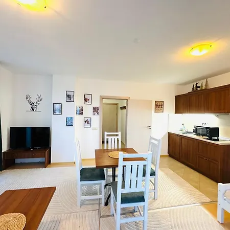3 To Door בנסקו
