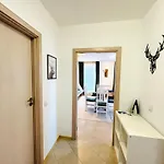 Апартаменты 3 To Door *