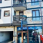 3 To Door * Bansko