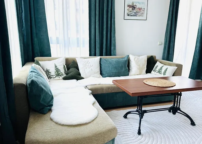 3 To Door Apartman Banszko