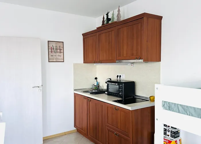 3 To Door * 班斯科